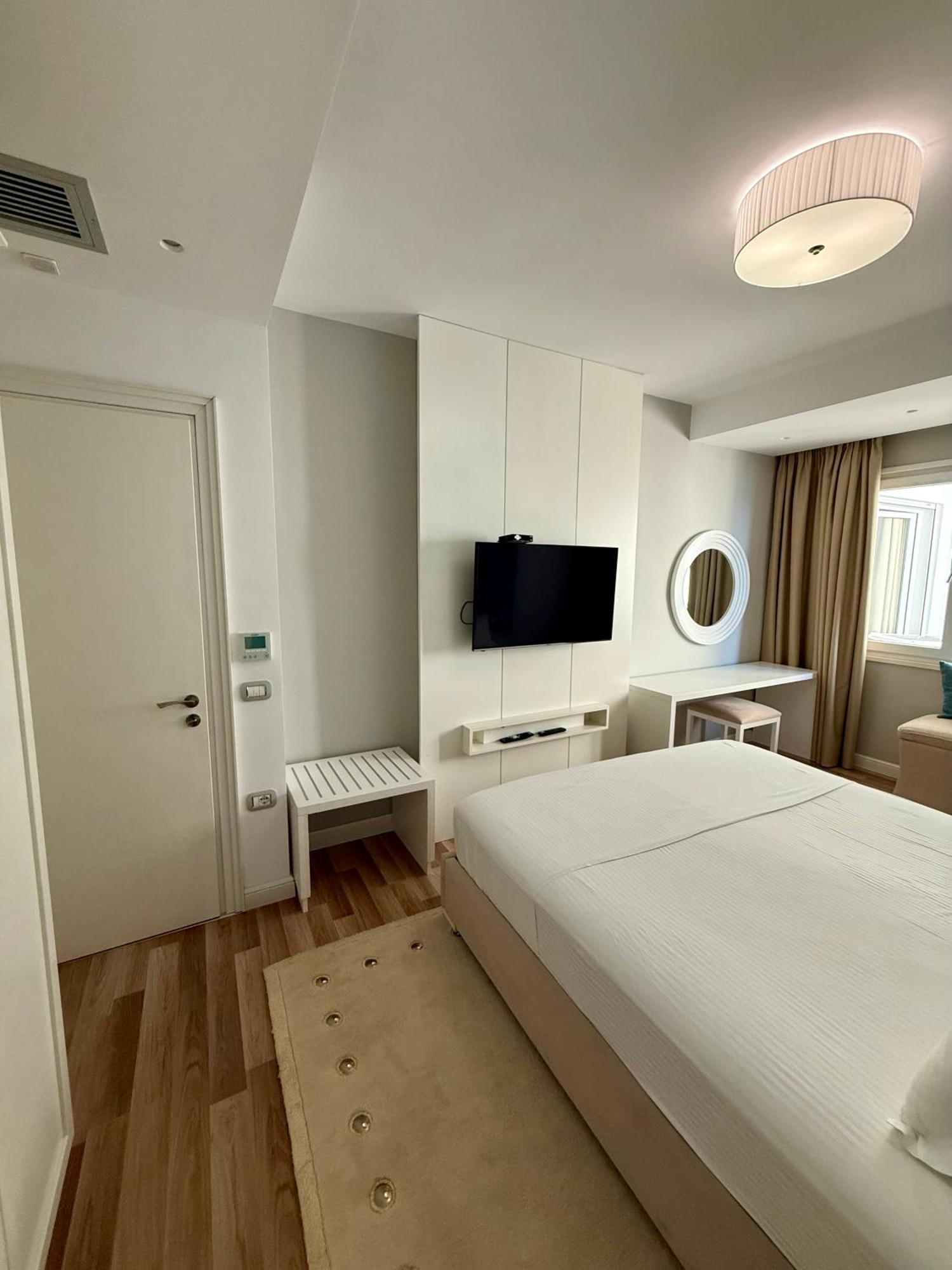 Limani Deluxe Apartments Sarande Luaran gambar