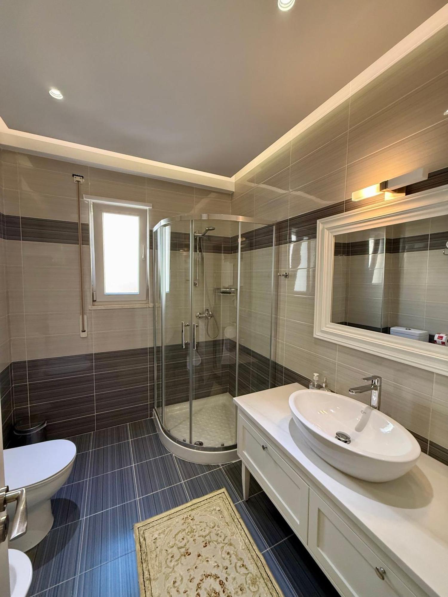 Limani Deluxe Apartments Sarande Luaran gambar