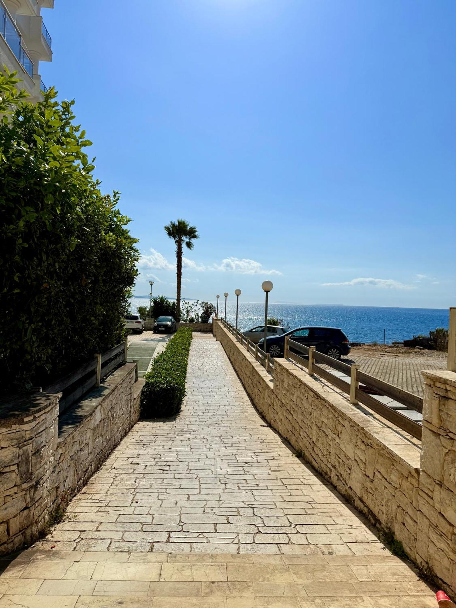 Limani Deluxe Apartments Sarande Luaran gambar