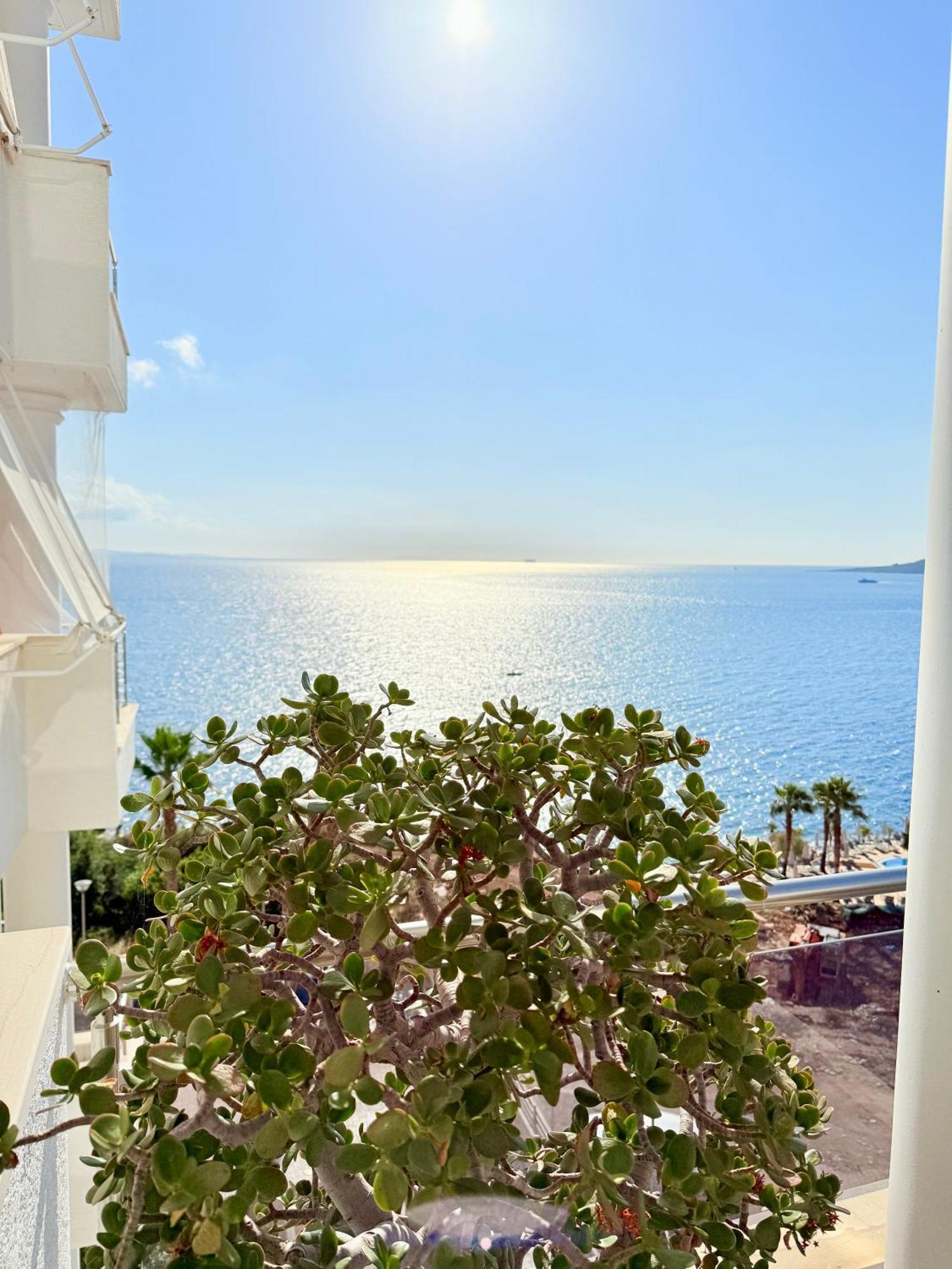 Limani Deluxe Apartments Sarande Luaran gambar